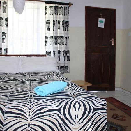 Reed Mat Lodge Lusaka Exteriör bild